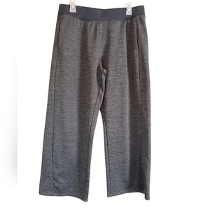 Under Armour sweat pants  fleece lined wide leg womens size LG short/ankle